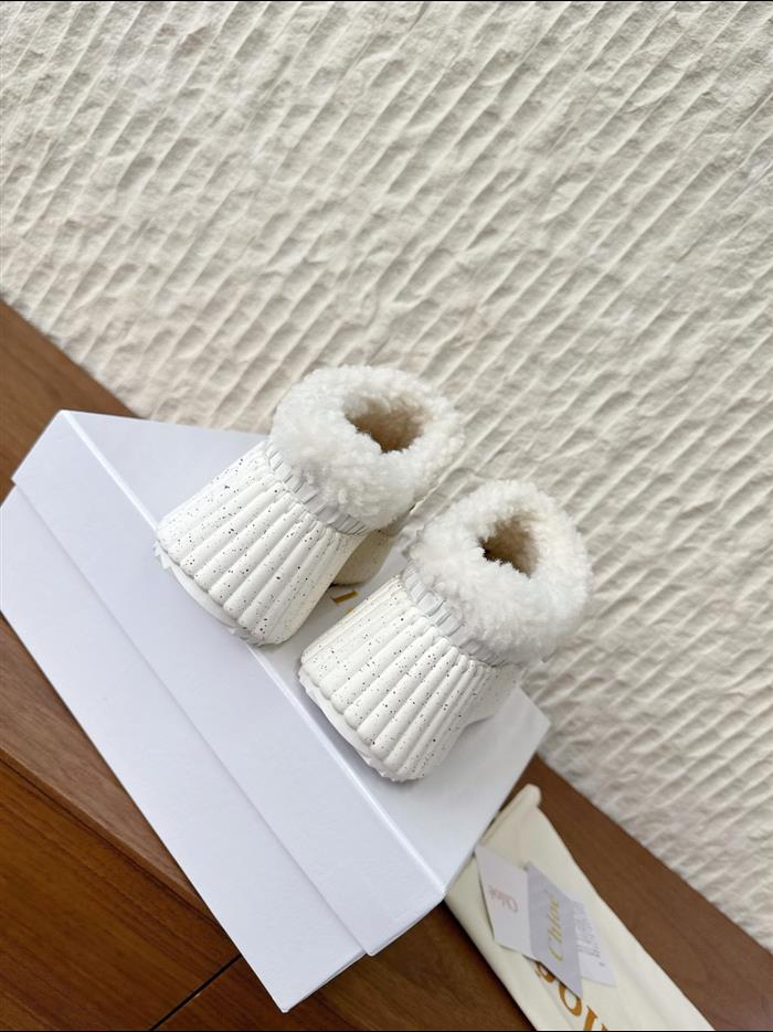 20251128165025952 340